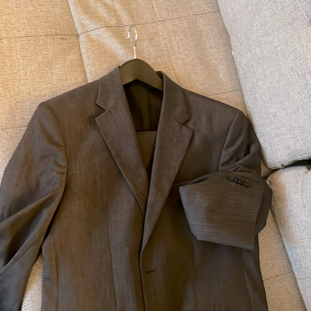 Vintage Banana Republic wool two-button, double vent, flat front 3 season suit